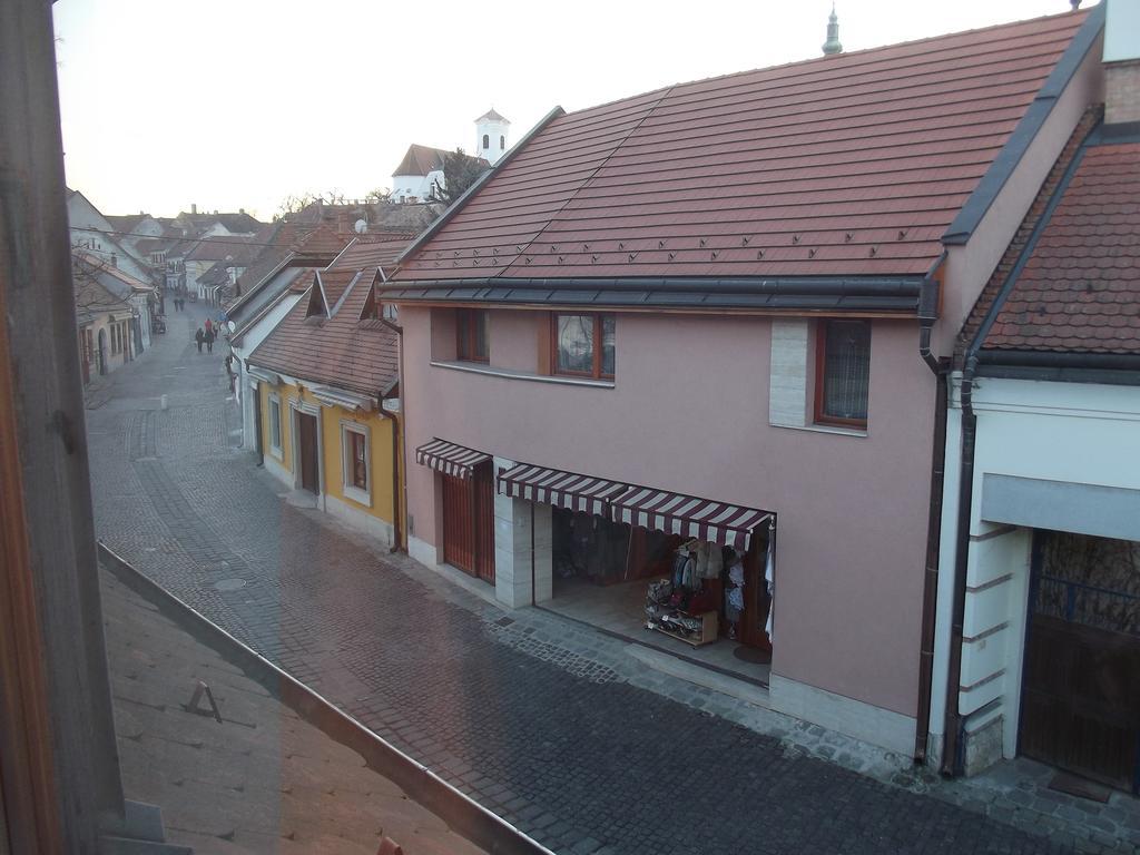 Corner Panzio Hotel Szentendre Exterior photo